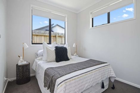Photo of property in 5 O Ruamano Crescent, Pukekohe, 2120