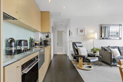 Photo of property in Sanctum Apartment, 10 Ebor Street, Te Aro, Wellington, 6011