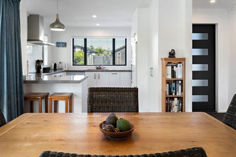 Photo of property in 12 Augusta Rise, Omokoroa, 3114