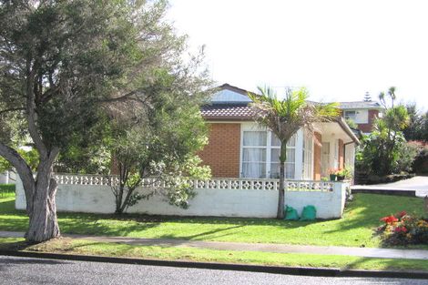 Photo of property in 1/139 Clovelly Road, Bucklands Beach, Auckland, 2012