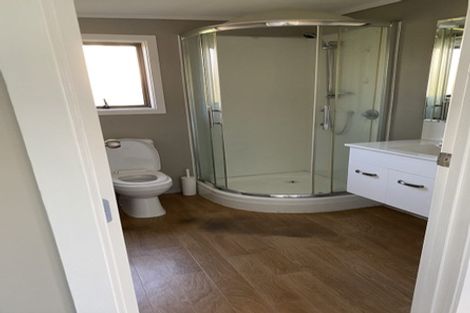 Photo of property in 10 Marendellas Drive, Bucklands Beach, Auckland, 2014