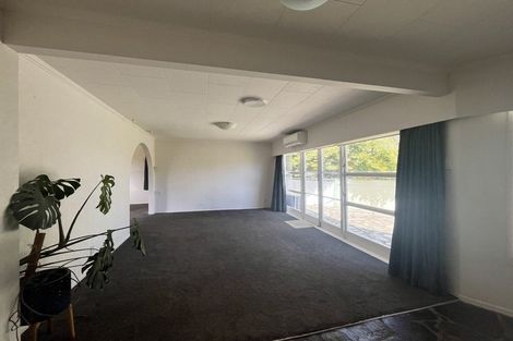 Photo of property in 9 Nimmo Avenue West, Waikanae, 5036