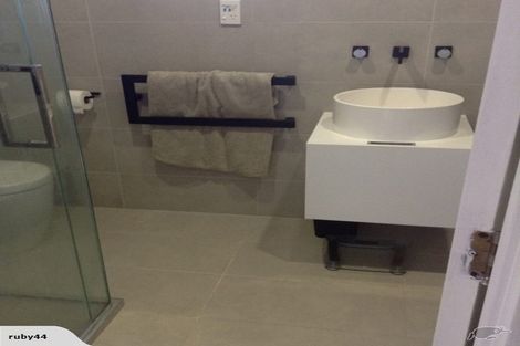 Photo of property in 54 Sunnyvale Road, Massey, Auckland, 0614