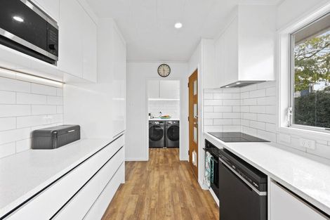 Photo of property in 17 Sherie Place, Howick, Auckland, 2014