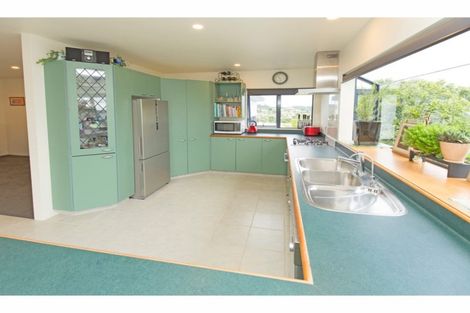 Photo of property in 62 Stanmore Bay Road, Stanmore Bay, Whangaparaoa, 0932