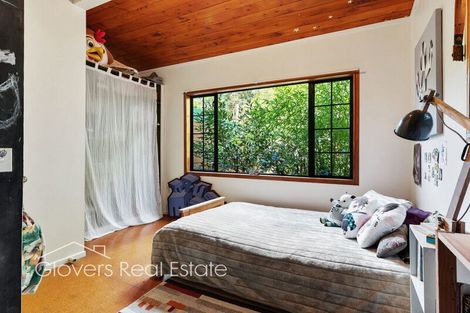 Photo of property in 205 Victory Road, Laingholm, Auckland, 0604