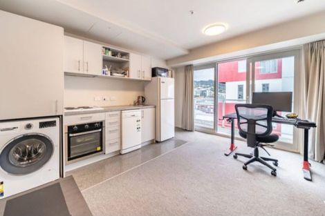 Photo of property in The Peak Apartments, 902/170 Taranaki Street, Te Aro, Wellington, 6011