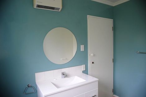 Photo of property in 32 Roseness Street, Palmerston, 9430