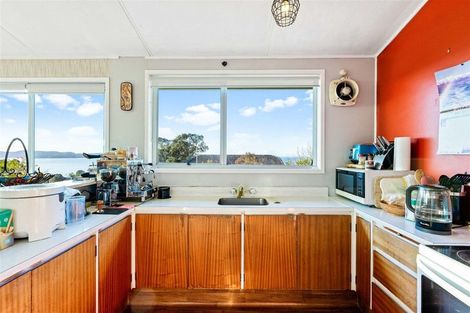 Photo of property in 14 Vipond Road, Stanmore Bay, Whangaparaoa, 0932