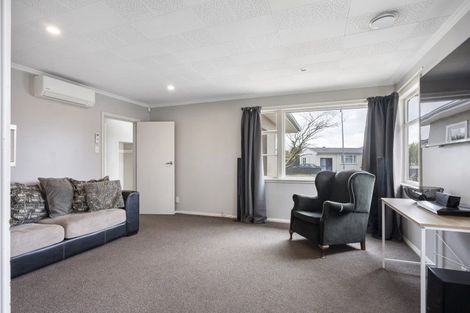 Photo of property in 2 Glasgow Street, Takaro, Palmerston North, 4412