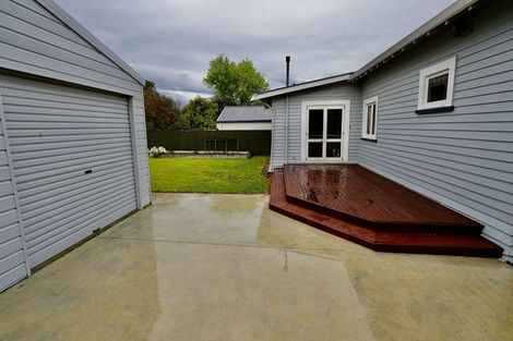 Photo of property in 16 Karamu Avenue, Takaro, Palmerston North, 4410