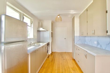 Photo of property in 57 Chingford Close, Mangere, Auckland, 2022