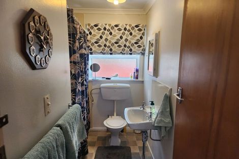 Photo of property in 75 Winchester Street, Levin, 5510