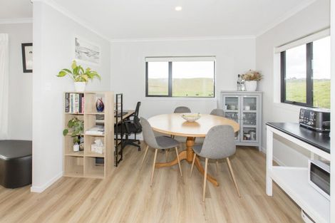 Photo of property in 4 Gillespie Drive, Baylys Beach, Dargaville, 0377