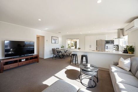 Photo of property in 30 Rosehill Place, Nawton, Hamilton, 3200