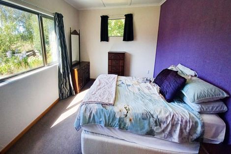 Photo of property in 33 Clifden Highway, Tuatapere, 9620