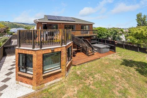 Photo of property in 24 Saint James Court, Paraparaumu, 5032