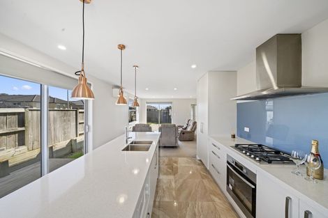 Photo of property in 34 Tawhiti Road, Pukekohe, 2120