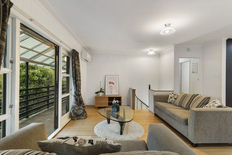 Photo of property in 1/420 Beach Road, Mairangi Bay, Auckland, 0630