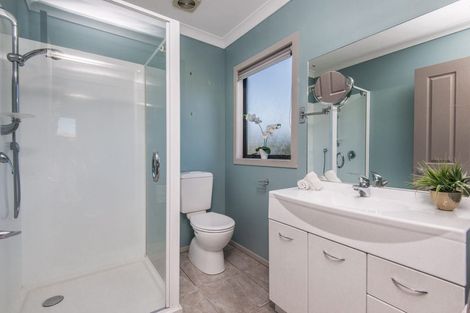 Photo of property in 53 Te Puia Drive, Aotea, Porirua, 5024