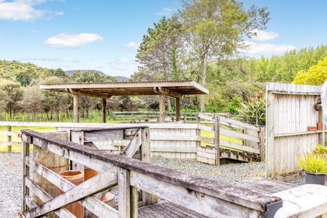 Photo of property in 354 Kaipara Flats Road, Dome Forest, Warkworth, 0981