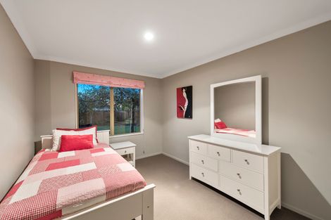 Photo of property in 19 Coleraine Drive, Rototuna, Hamilton, 3210