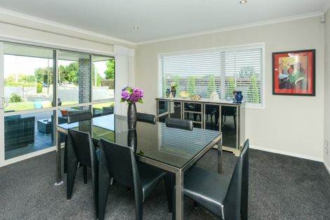 Photo of property in 1 Whakatomo Place, Havelock North, 4130