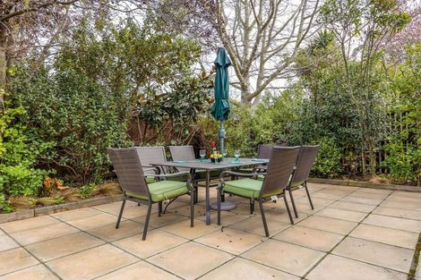 Photo of property in 31 Laing Crescent, Heathcote Valley, Christchurch, 8022