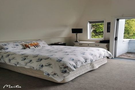 Photo of property in 50 Girrahween Drive, Totara Vale, Auckland, 0629