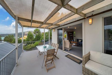 Photo of property in 19 Walnut Place, Akaroa, 7520