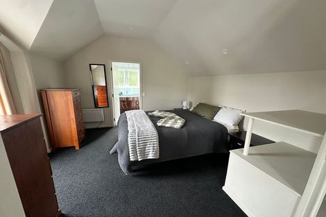 Photo of property in 18 Lower Watt Street, Wadestown, Wellington, 6012