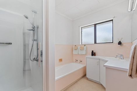 Photo of property in 111b Fairway Drive, Te Kamo, Whangarei, 0112