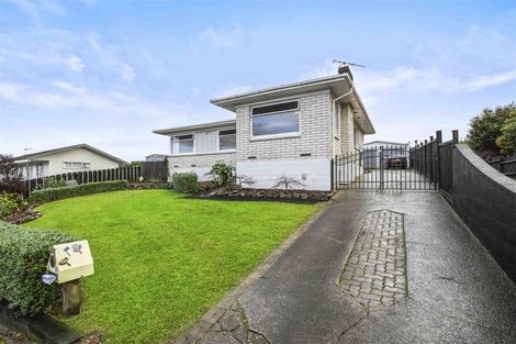 Photo of property in 70 Pohutukawa Drive, Pukete, Hamilton, 3200