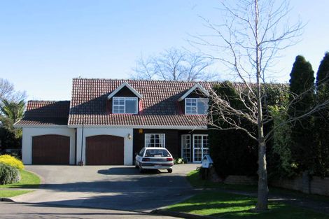 Photo of property in 4 Huata Place, West End, Palmerston North, 4412