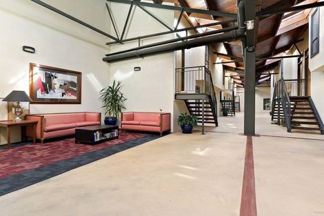 Photo of property in Metro Apartments, 13/220 Thorndon Quay, Pipitea, Wellington, 6011