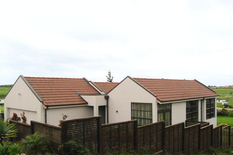 Photo of property in 133 Alec Craig Way, Gulf Harbour, Whangaparaoa, 0930