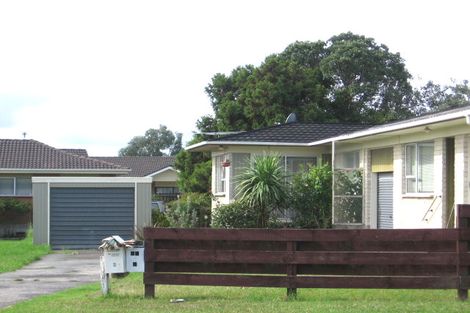 Photo of property in 2/41 Blacklock Avenue, Henderson, Auckland, 0612