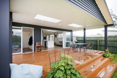 Photo of property in 2 Montagu Street, Feilding, 4702
