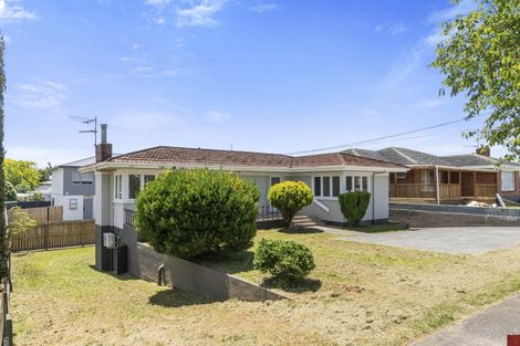 Photo of property in 68 Clevedon Road, Papakura, 2110