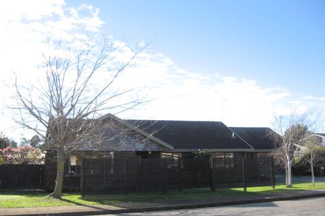 Photo of property in 6 Knights Grove, Otaki, 5512