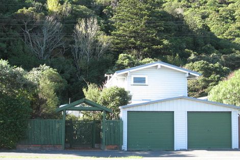 Photo of property in 253 Muritai Road, Eastbourne, Lower Hutt, 5013