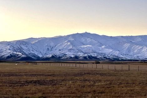 Photo of property in 20 Southern Tor Lane, Springvale, 9393