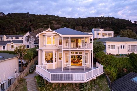 Photo of property in 17 Austin Street, Mount Victoria, Wellington, 6011