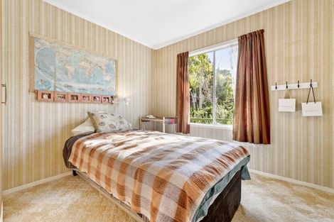 Photo of property in 35 Ramillies Place, Glenfield, Auckland, 0629