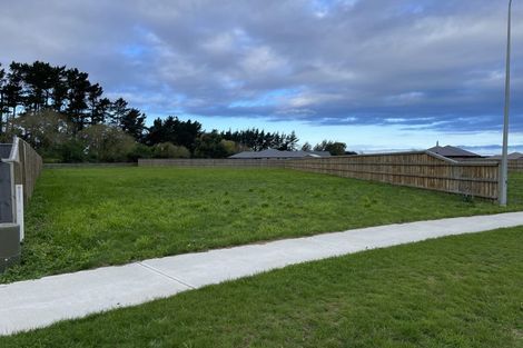 Photo of property in 4 Harrier Place, Amberley, 7410