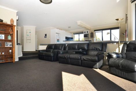 Photo of property in 2 Knox Place, Leamington, Cambridge, 3432