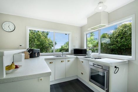 Photo of property in 12 Mildon Road, Waitakere, Auckland, 0782