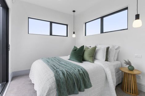 Photo of property in 44 Taukahiwi Road, Pukekohe, 2120