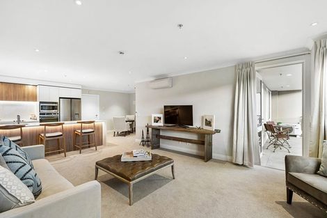 Photo of property in 98b/30 Ambassador Glade, Orewa, 0931