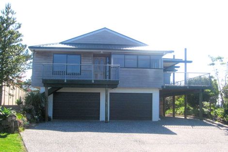 Photo of property in 3 Landel Place, Whitianga, 3510